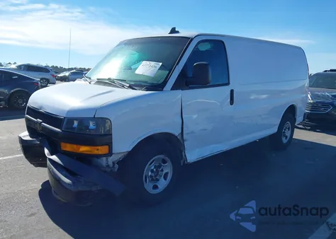 2018 Chevrolet Express 2500 Work Van из США, поврежденный, VIN 1GCWGAFG3J1316892